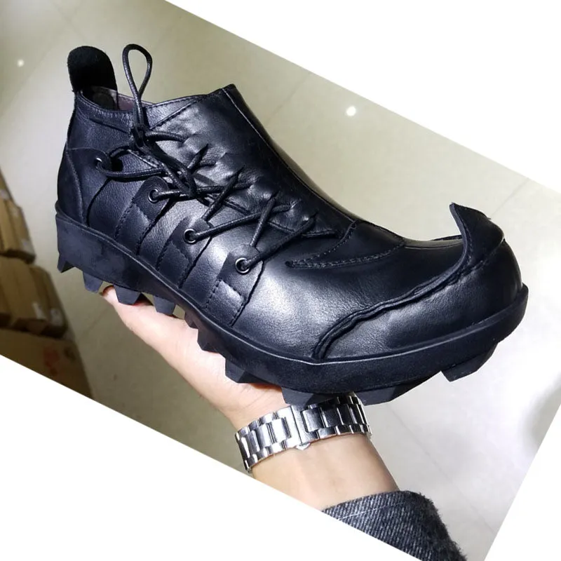 Curved Toe Men Leather Side Laced Boots