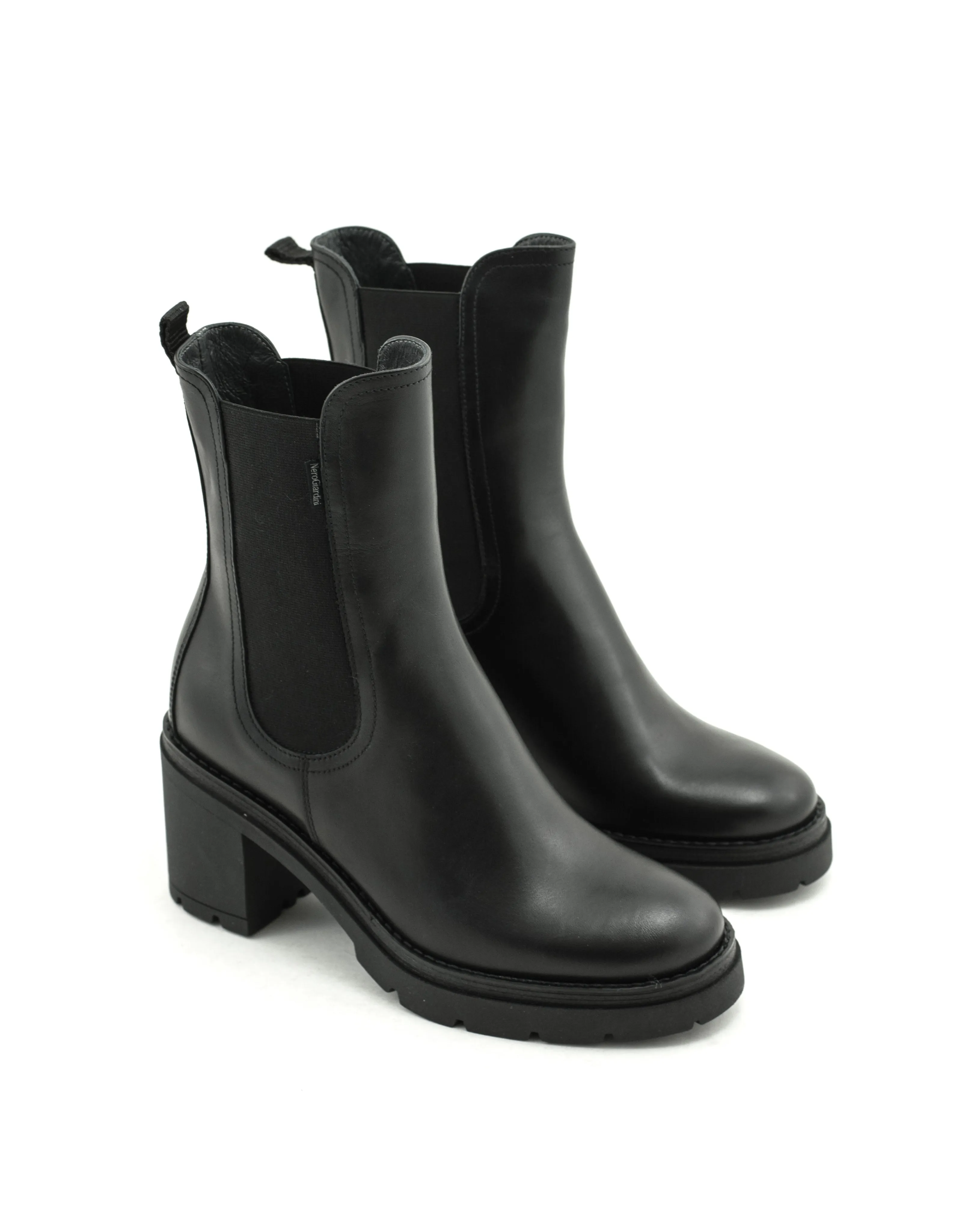 Nero Giardini — I117130D Chelsea Boot - Black