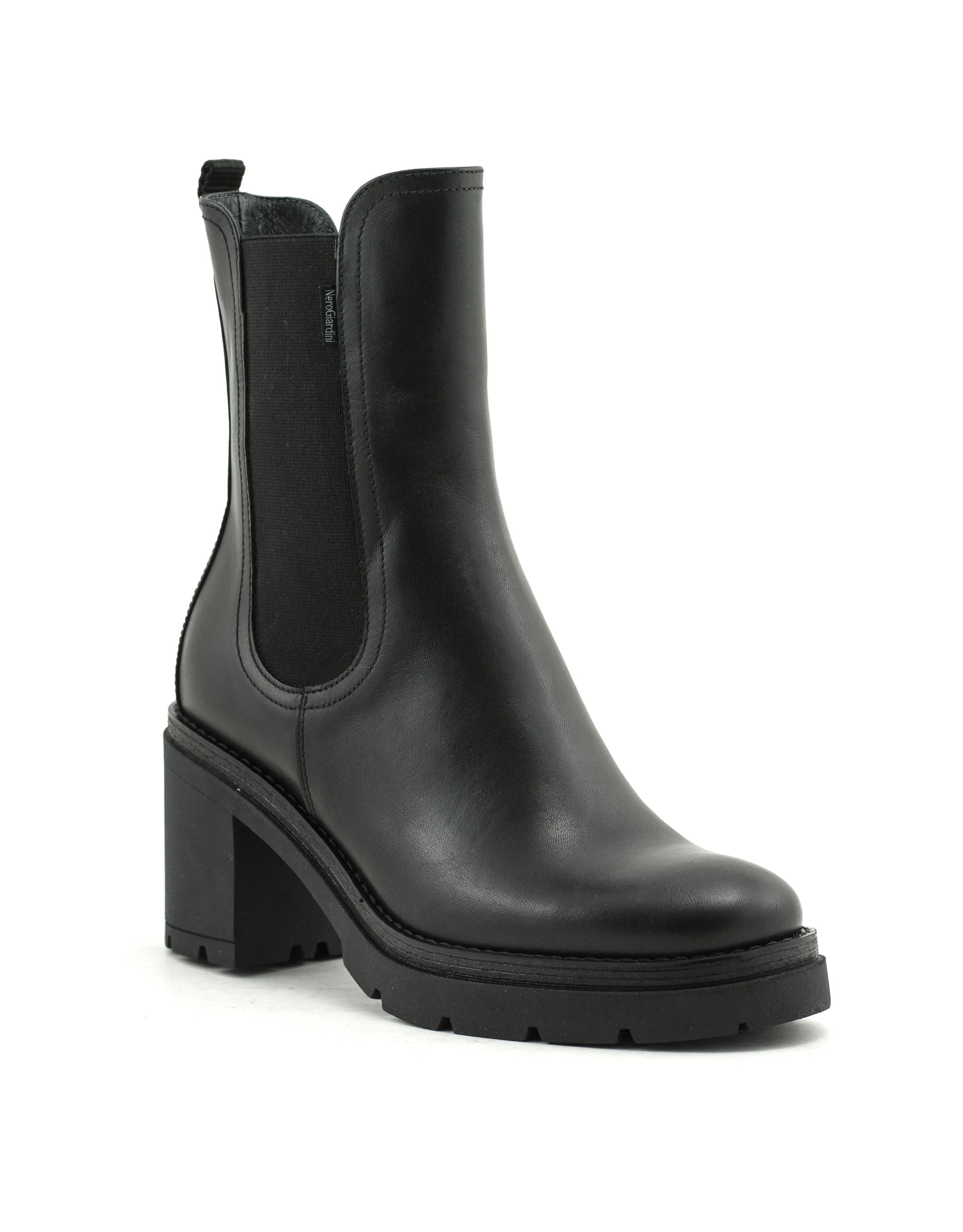 Nero Giardini — I117130D Chelsea Boot - Black