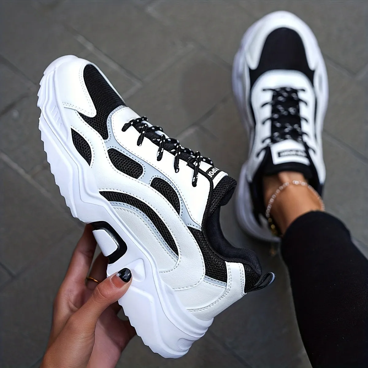 Trendy Fashion Platform Chunky Sneakers for Women | Comfortable Streetwear